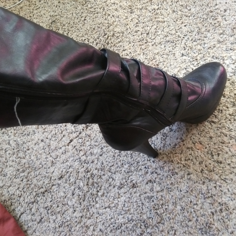 Knee high heel boots